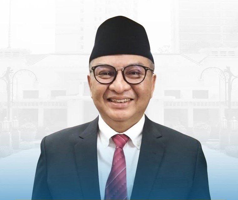 Foto Henryco Arie Sapiie, S.E., Ak.